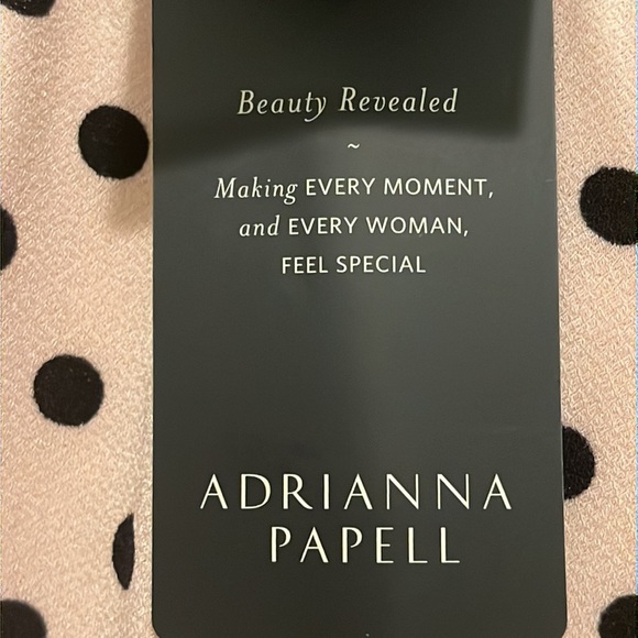 Adrianna Papell Printed Neck & Hem Top - Picture 9 of 16